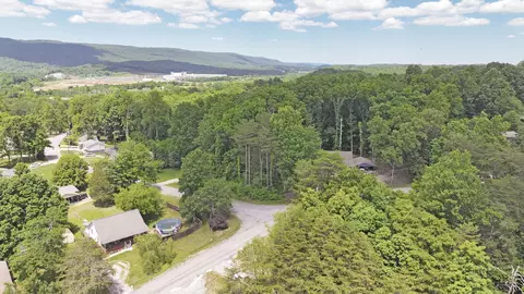 72 Indian Hills Dr, Dayton, TN 37321