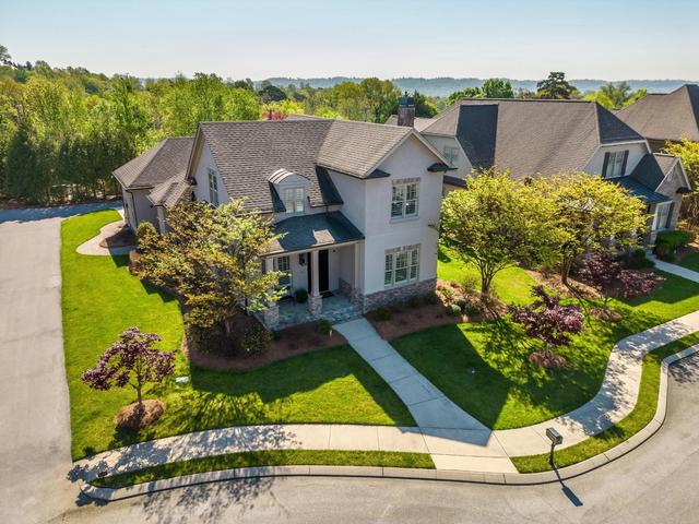 1198 Longholm Ct, Chattanooga, TN 37405