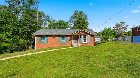 648 Des Moines Dr, Hermitage, TN 37076