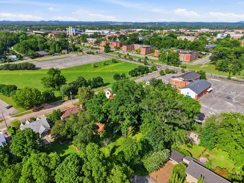 View/Area - 1020 E Lytle St, Murfreesboro, TN 37130 photo 6 of 8