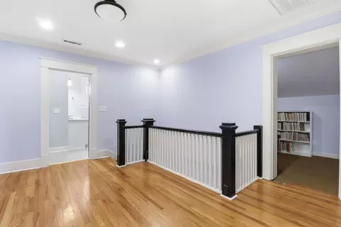 Entry Way - 1020 E Lytle St, Murfreesboro, TN 37130 photo 6 of 7