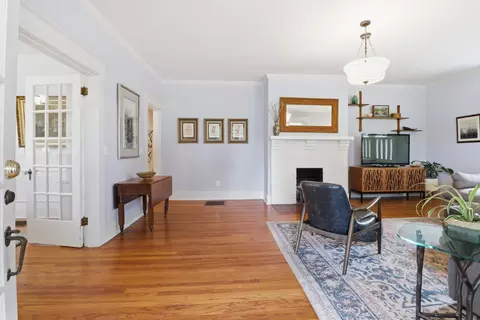 Entry Way - 1020 E Lytle St, Murfreesboro, TN 37130 photo 1 of 7