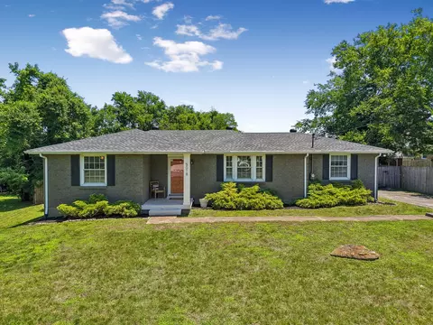 5018 Bonnawell Dr, Hermitage, TN 37076