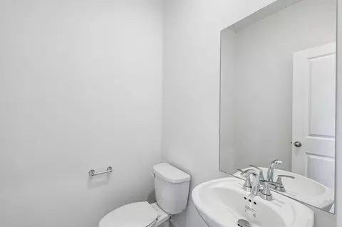 Bath - 2933 Citrine Dr, Murfreesboro, TN 37127 photo 4 of 4