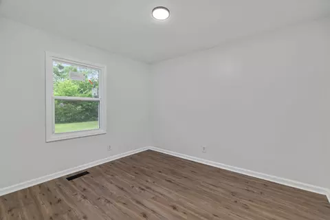 Bedroom - 225 Vine Cir, Loretto, TN 38469 photo 1 of 5