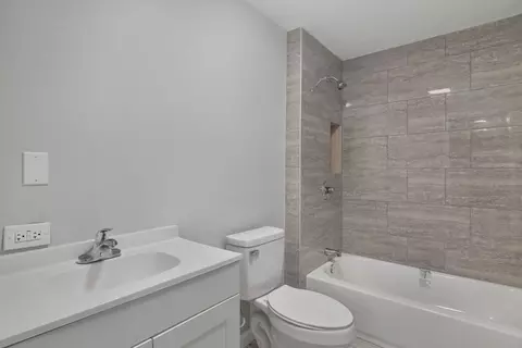 Bath - 225 Vine Cir, Loretto, TN 38469 photo 1 of 2