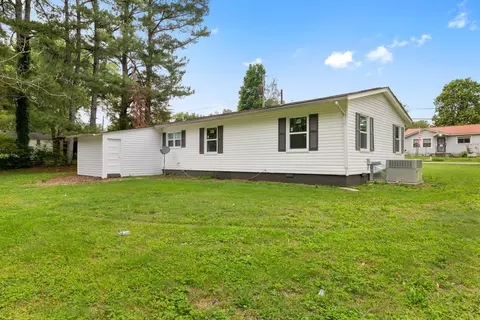 Exterior - 225 Vine Cir, Loretto, TN 38469 photo 3 of 6