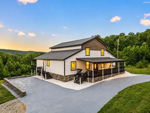 198 Spring Rd, Spring City, TN 37381