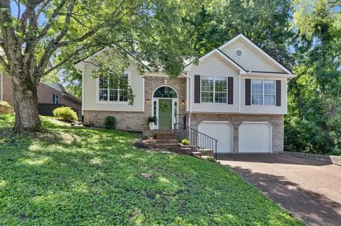 1476 Birchwood Cir, Franklin, TN 37064