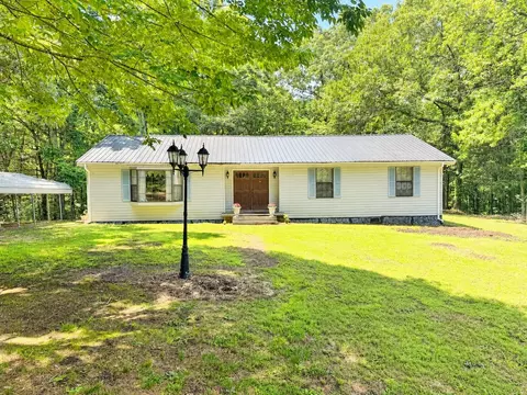 875 New Friendship Rd, Buena Vista, TN 38318