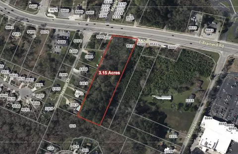 8528 E Brainerd Rd, Chattanooga, TN 37421 photo 5