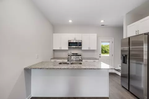 347 Kristen Ct, Columbia, TN 38401
