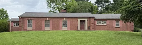 105 3rd Ave E, Springfield, TN 37172