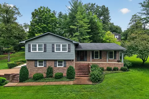 1250 Charles St, Cookeville, TN 38506