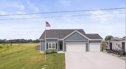 579 Mimosa Dr, Decherd, TN 37324