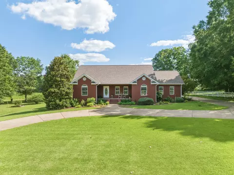 12656 Hwy 424, Yuma, TN 38390