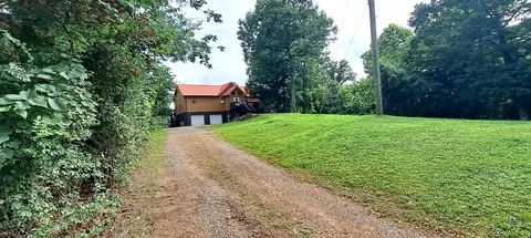 1027 Garland Hollow Rd, Pegram, TN 37143