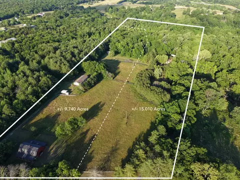 8238 Hawkins Rd, College Grove, TN 37046