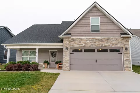 7631 Bailey Landing Ln, Knoxville, TN 37931