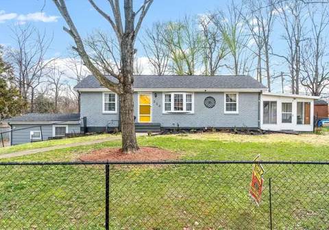 226 Norris Dr, Clarksville, TN 37042
