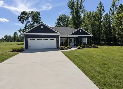 1502 Woosley Rd, Tullahoma, TN 37388