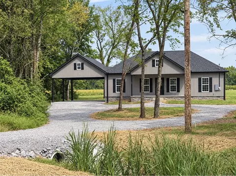 784 Halls Mill Rd, Shelbyville, TN 37160