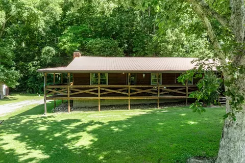 720 Nix Ln, Waverly, TN 37185