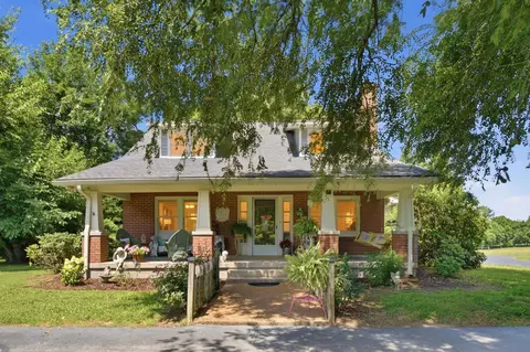 445 Carters Creek Pike, Columbia, TN 38401