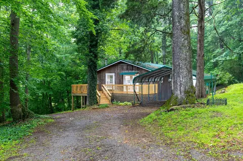 216 Rippy Ridge Rd, Normandy, TN 37360