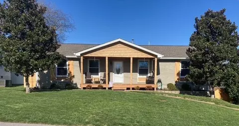 824 Roseview Dr, Nashville, TN 37206