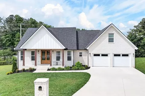 1379 Buckingham Pl, Cookeville, TN 38501