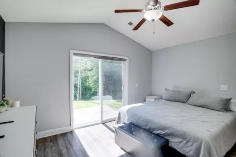 Bedroom - 826 Cedar Ln, Springfield, TN 37172 photo 2 of 5