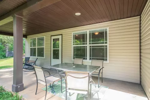 Exterior - 826 Cedar Ln, Springfield, TN 37172 photo 2 of 5