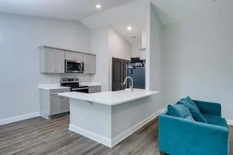 Kitchen - 826 Cedar Ln, Springfield, TN 37172 photo 2 of 3