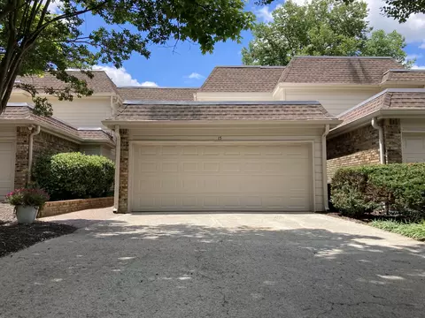 401 Bowling Ave #15, Nashville, TN 37205