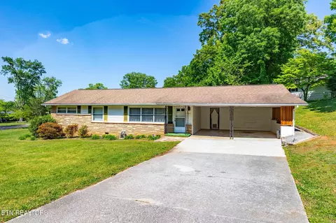 4619 Tanglewood Rd, Knoxville, TN 37912