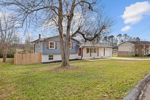80 Joan Dr, Ringgold, GA 30736 photo 2