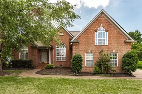 1703 Wrencrest Dr, Mount Juliet, TN 37122