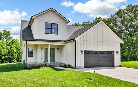 357 Chase Dr, Clarksville, TN 37043
