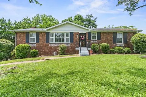 401 Glenpark Dr, Nashville, TN 37217