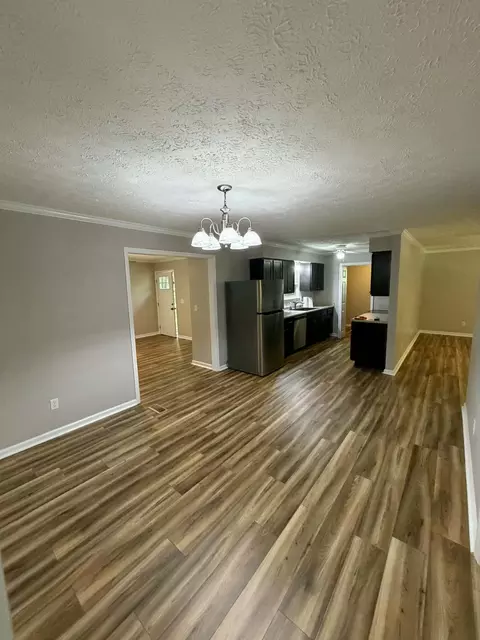 Dining - 716 Mountain View Dr, Morrison, TN 37357 photo 1 of 1