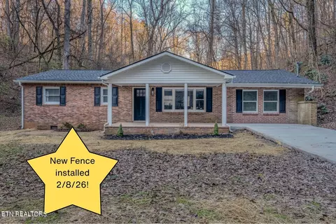 9003 Tedford Ln, Knoxville, TN 37922