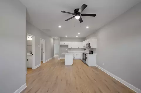 60 Stone Gate Ln, Hartsville, TN 37074