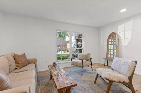 900 Mountain Creek Rd # 247, Chattanooga, TN 37405