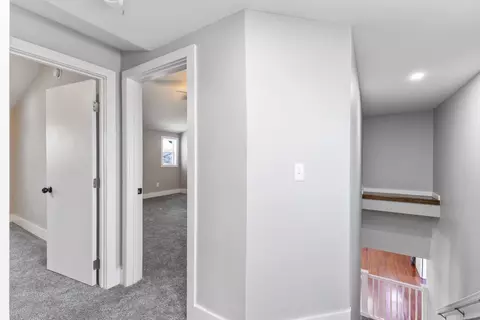 Entry Way - 405 Fairfield Rd, Bethpage, TN 37022 photo 5 of 5