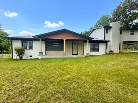 Exterior - 405 Fairfield Rd, Bethpage, TN 37022 photo 6 of 13