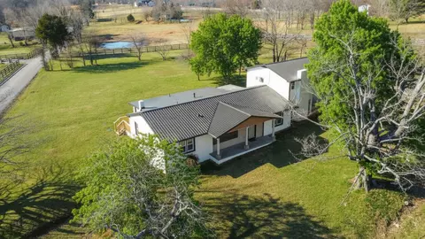 Other - 405 Fairfield Rd, Bethpage, TN 37022 photo 9 of 10
