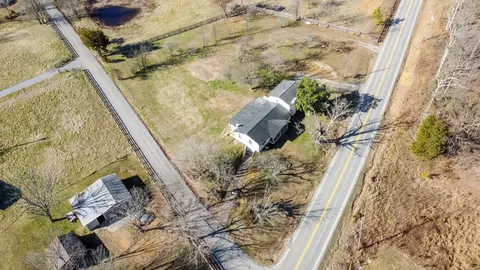 View/Area - 405 Fairfield Rd, Bethpage, TN 37022 photo 2 of 3
