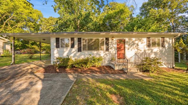 8319 Oak Dr, Chattanooga, TN 37421