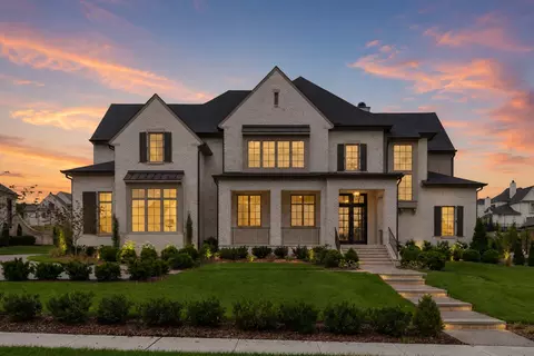 1707 Southwick Dr, Brentwood, TN 37027